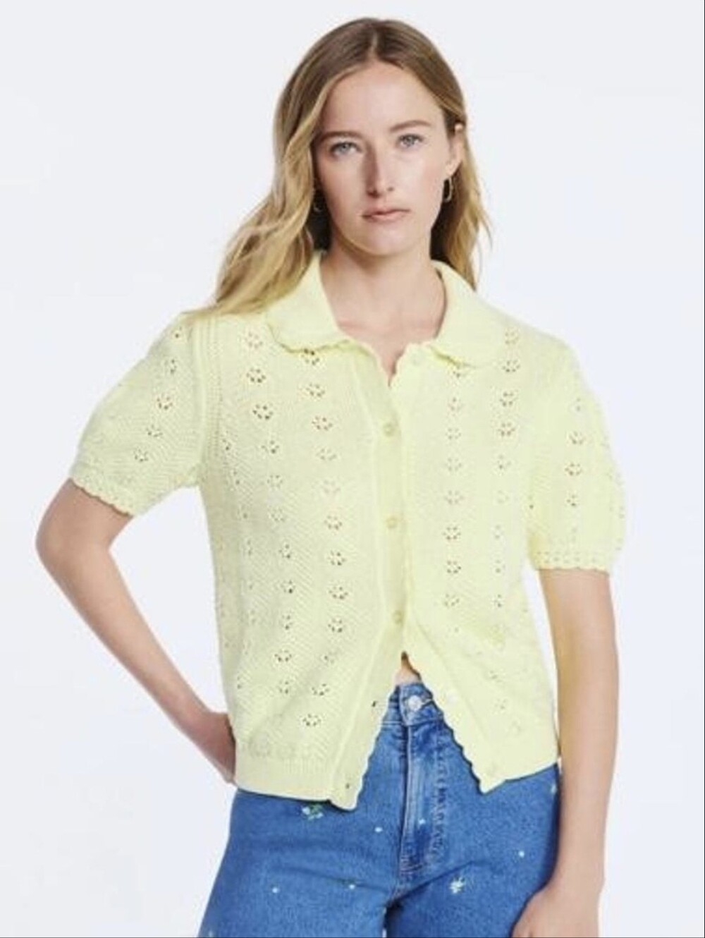 Free Assembly Women's Light Yellow Scalloped Short Sleeve Sweater XS NWT